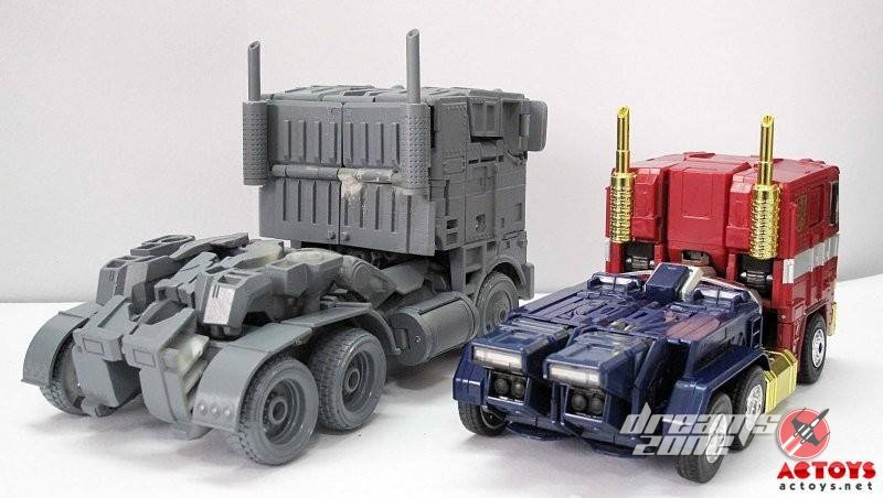 3rd Party Over Size Evasion Optimus Prime 13