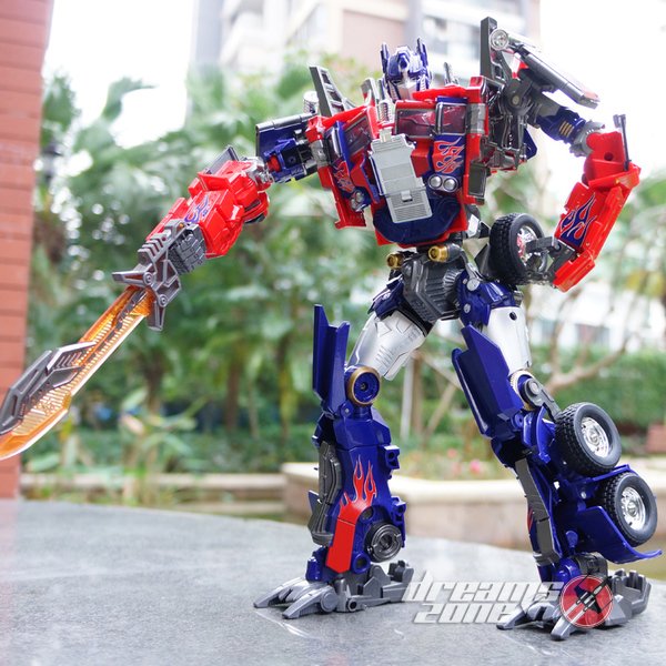 Wei Jiang Over Size Evasion Optimus Prime 18