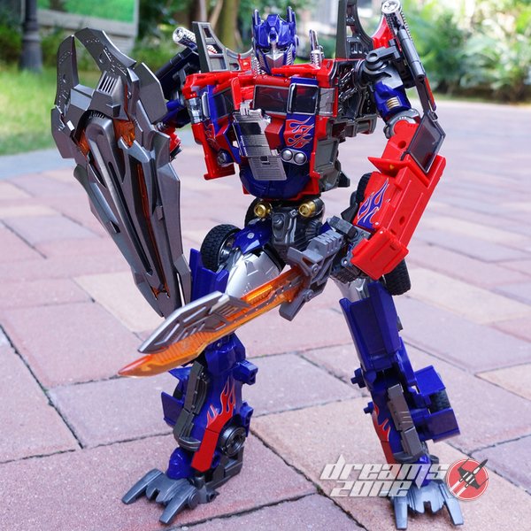 Wei Jiang Over Size Evasion Optimus Prime 19